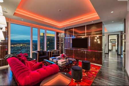 news-Sale Of Vegas High-Rise For 3-4 Million Is Highest Home Sale This Year